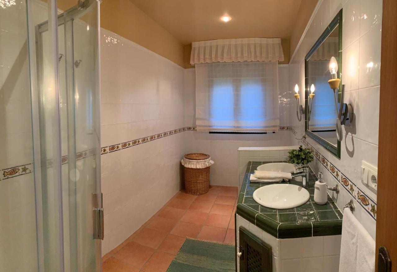 Ferienhaus Rural 400 M Playa Piscina Barbacoa Chimenea